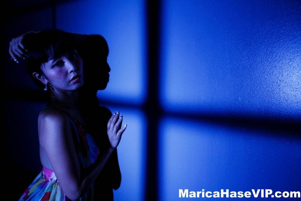 Japanese woman Marica Hase gets naked by herself in poor light | Photo: 235059