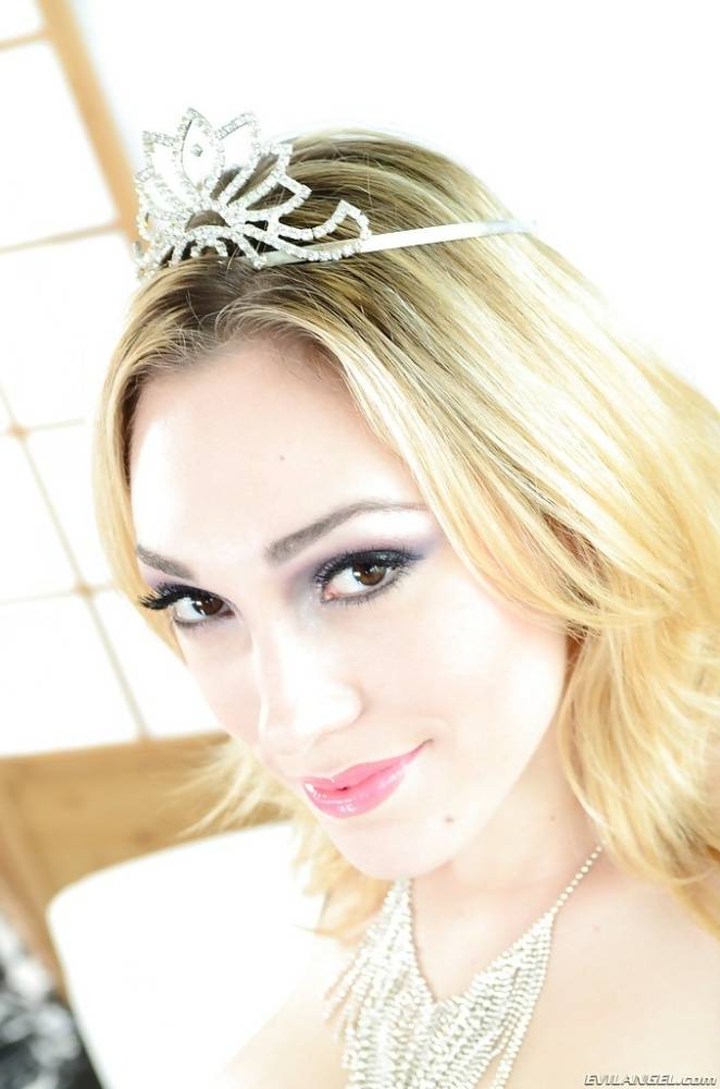 Horny babe Lily Labeau gives a blowjob and fucks guy by strapon - #5