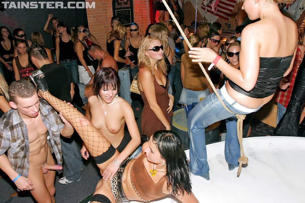 Wet MILFs with seductive bodies enjoy a wild orgy at the night club party - #10