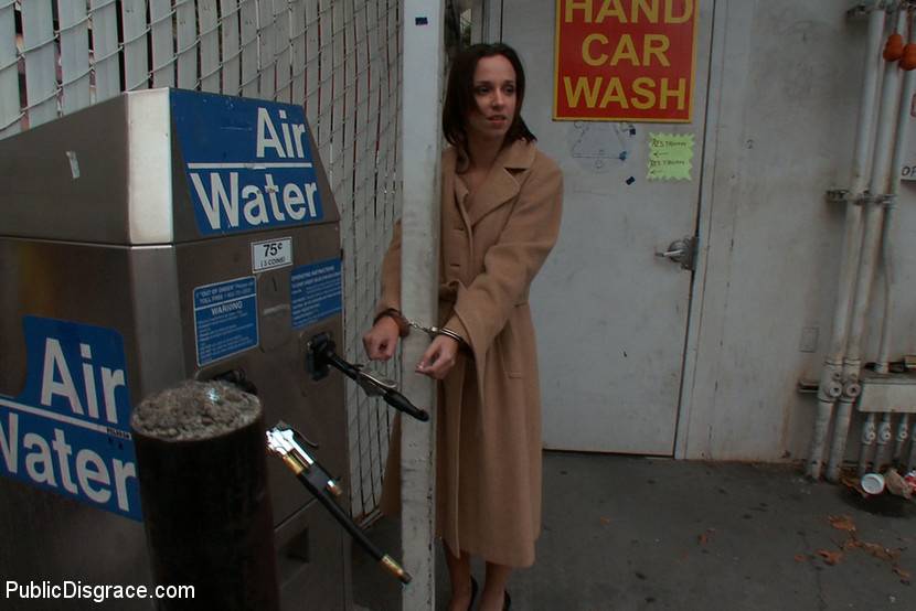 Jada Stevens gets her perfect ass fucked in a gas station - #11