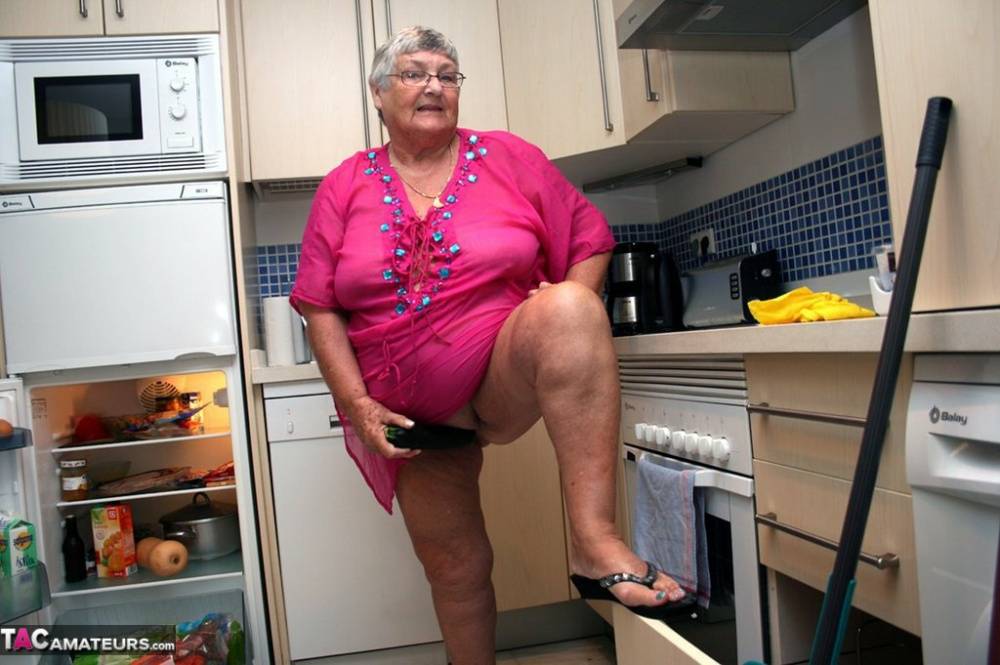 Fat UK nan Grandma Libby gets completely naked while cleaning her kitchen - #1