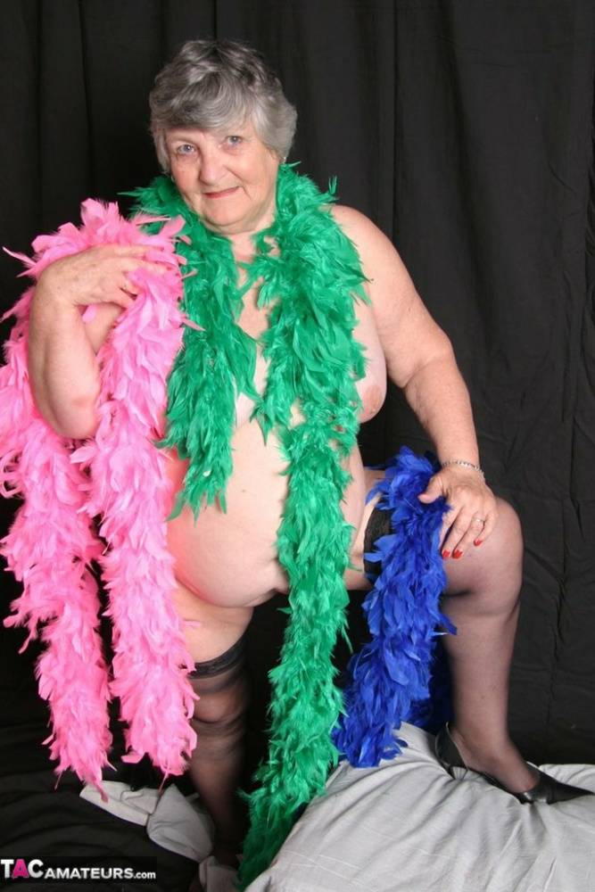 Fat UK amateur Grandma Libby shows her big tits while draped in feather boas - #2