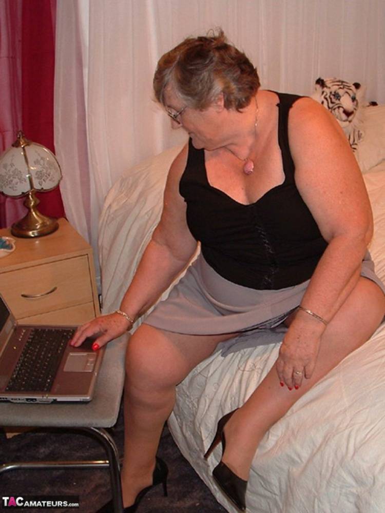 Obese granny Grandma Libby creams her vagina after getting naked on her bed - #14