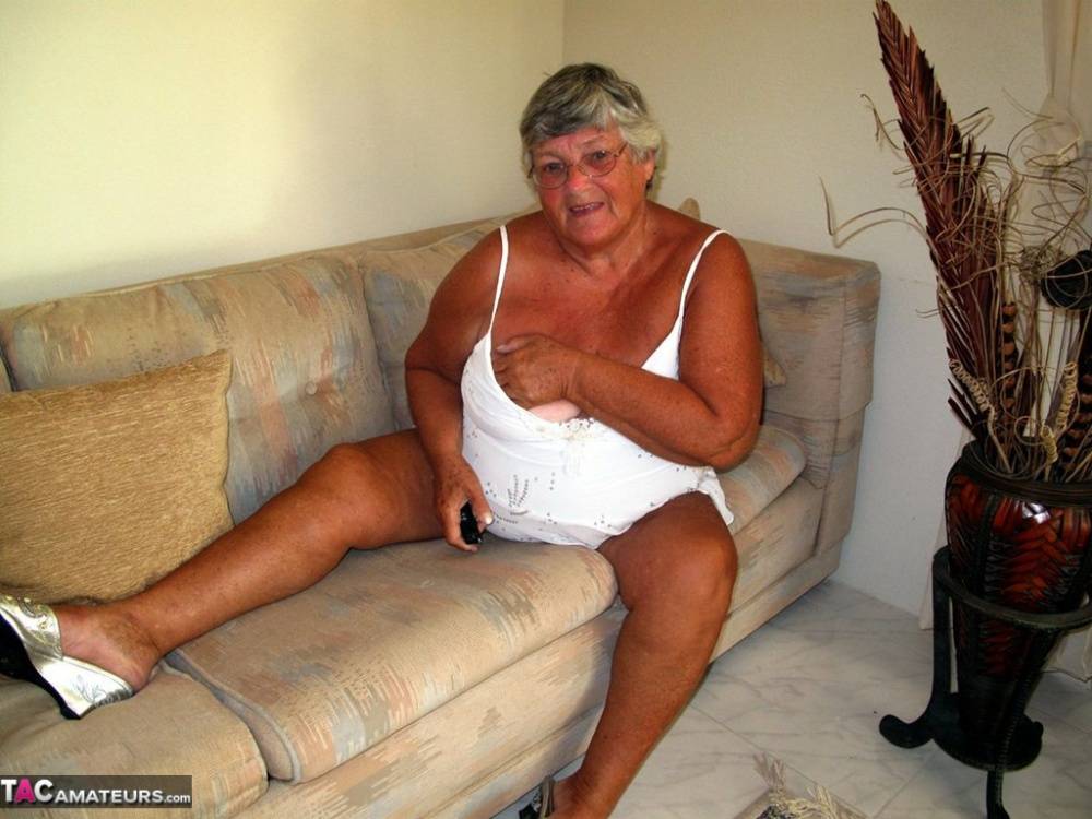 Fat lady Grandma Libby bares her saggy tits and big ass while on a couch - #2