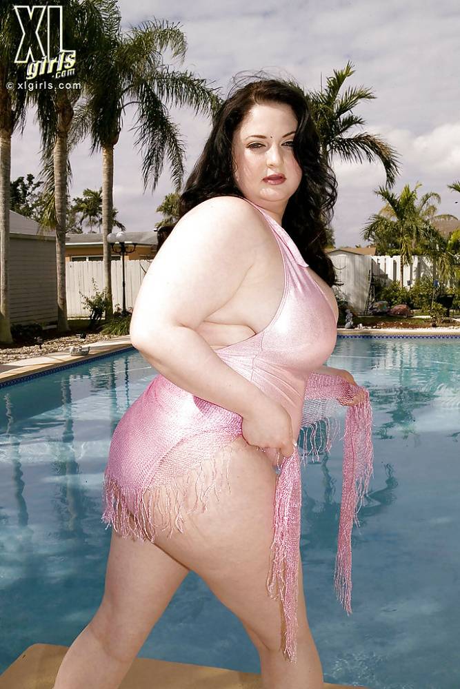 Fat brunette with lily white skin Monique L'Amour posing at the pool - #14