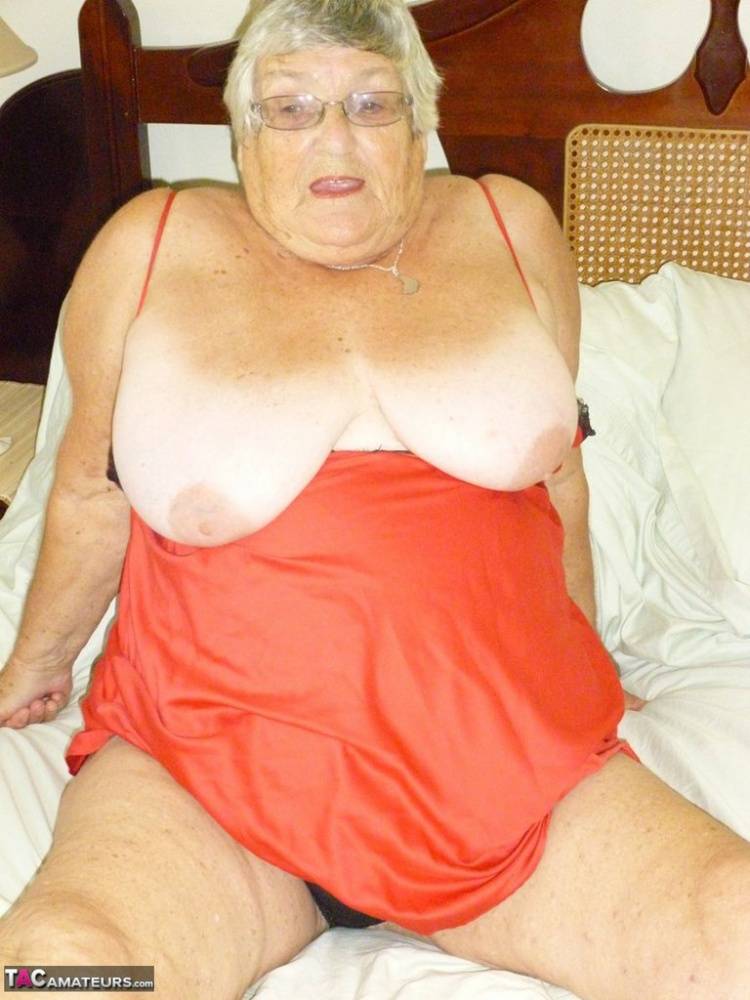 Old British woman Grandma Libby removes lingerie while toying her snatch - #15