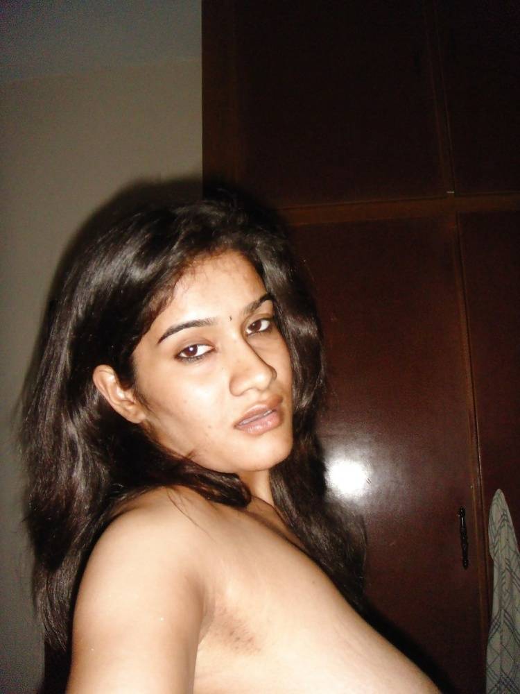 Indian solo girl sucks on the nipples of her big naturals during self shots - #8
