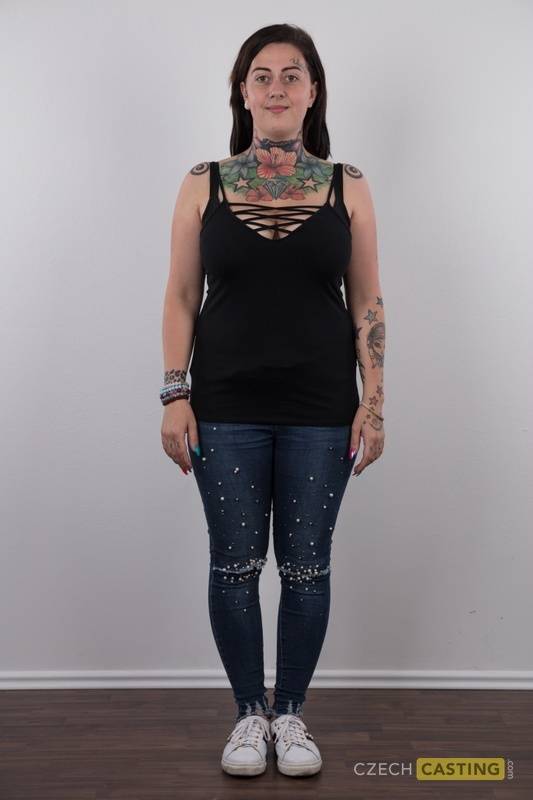 Tattooed amateur Nikola releases her overweight body from clothing - #7