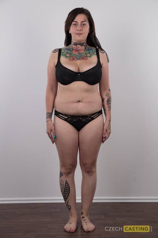 Tattooed amateur Nikola releases her overweight body from clothing - #2
