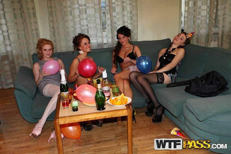 College girls masturbate and perform kinky sex acts while drunk at a party - #10