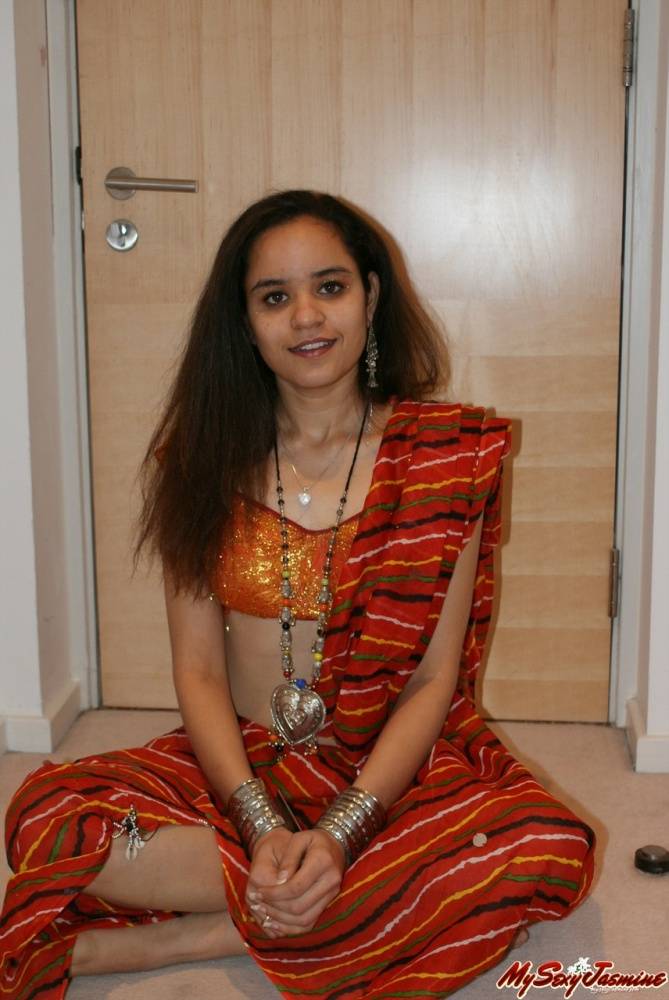 Indian princess Jasime takes her traditional clothes and poses nude - #1
