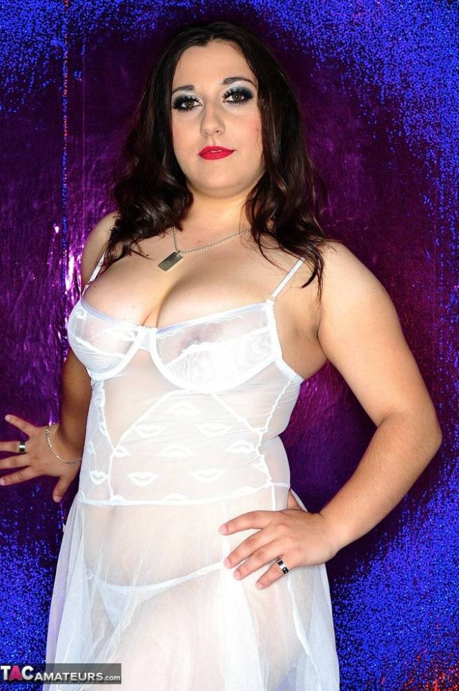 Amateur BBW Kimberly Scott takes off sheer lingerie while sporting red lips | Photo: 1306915