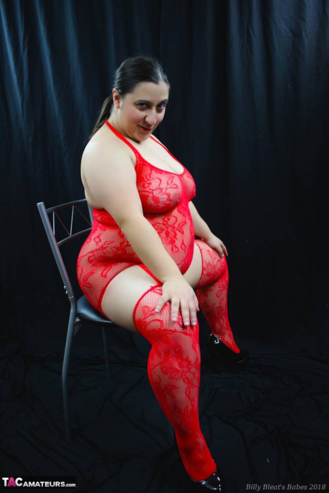 Amateur BBW Kimberly Scott poses non nude in red lingerie and matching hosiery - #3