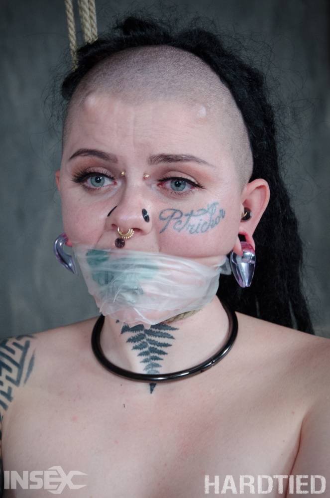 Alt model Luna Lavey is restrained before undergoing forced masturbation | Photo: 1507194