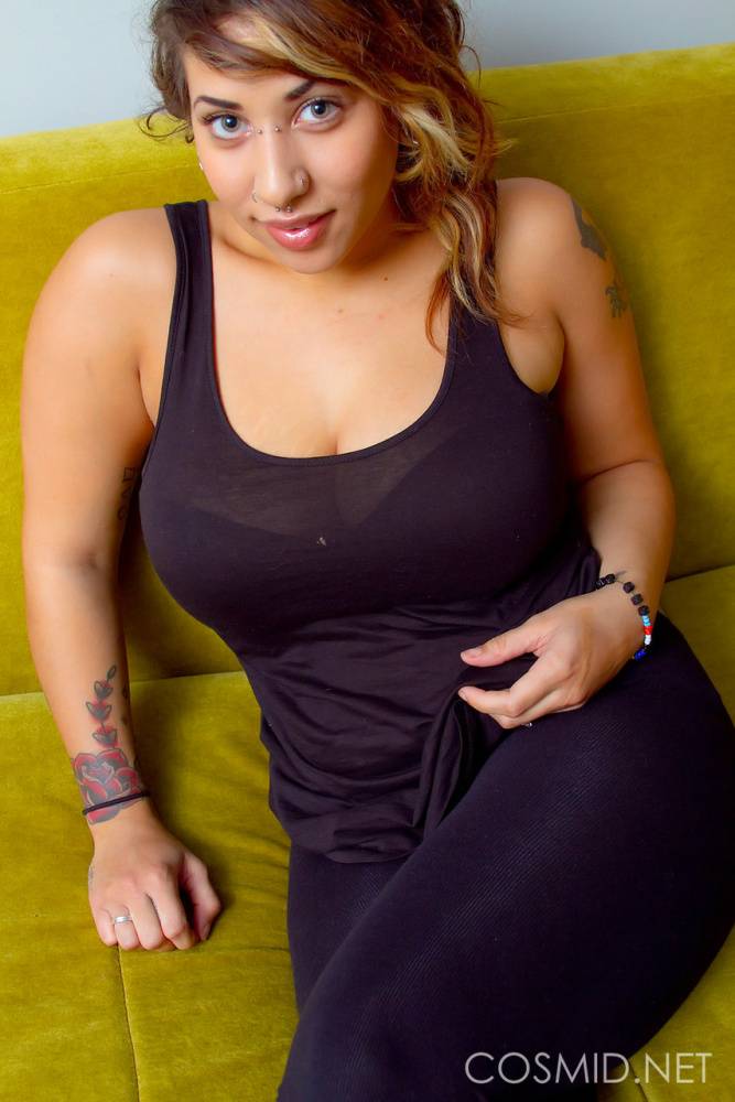 Sexy fatty Veronika bares her tattooed body with big pierced nipples - #1