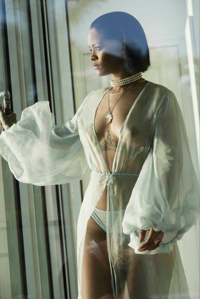 Rihanna Bikini Sheer Robe Nip Slip Photos Leaked - #18