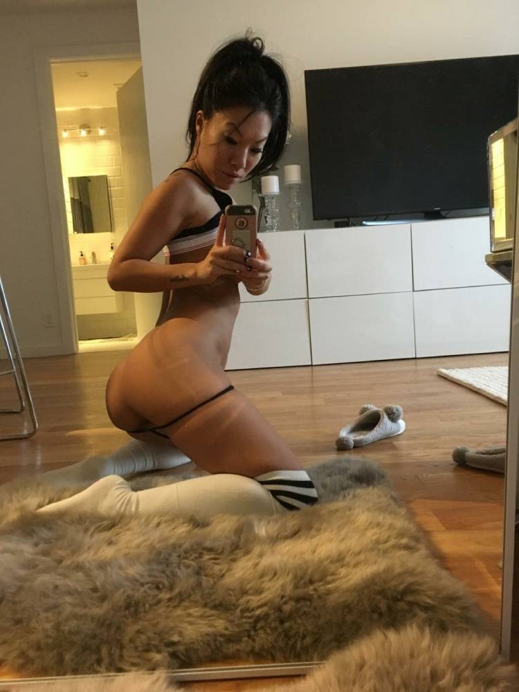 Asa Akira Nude Mirror Selfie Onlyfans Set Leaked - #9