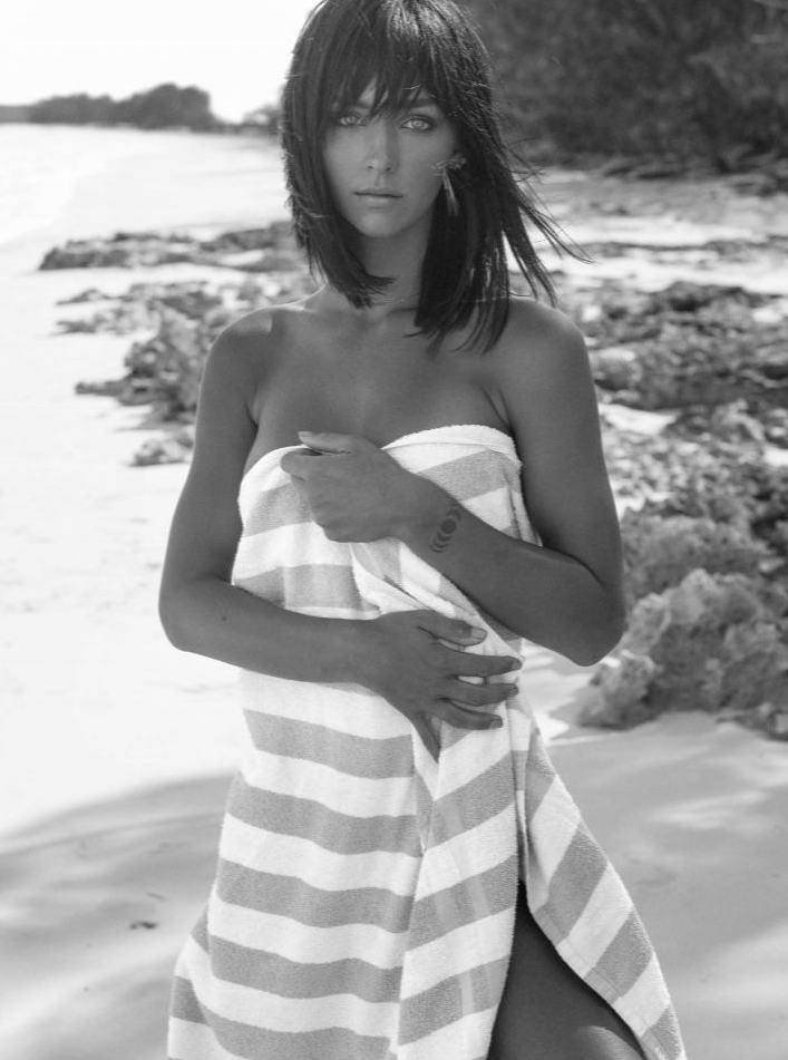 Rachel Cook Nude Pool Modeling Set Leaked - #7