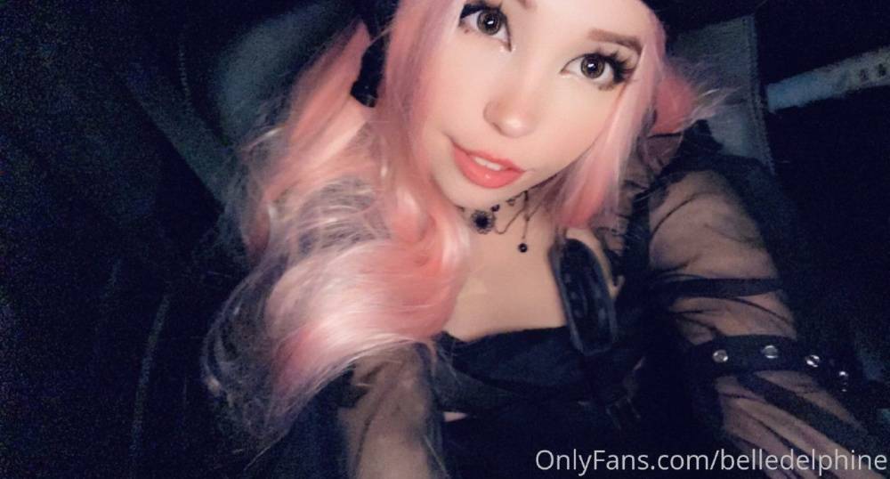 Belle Delphine Night Time Outdoor Onlyfans Leaked | Photo: 33528