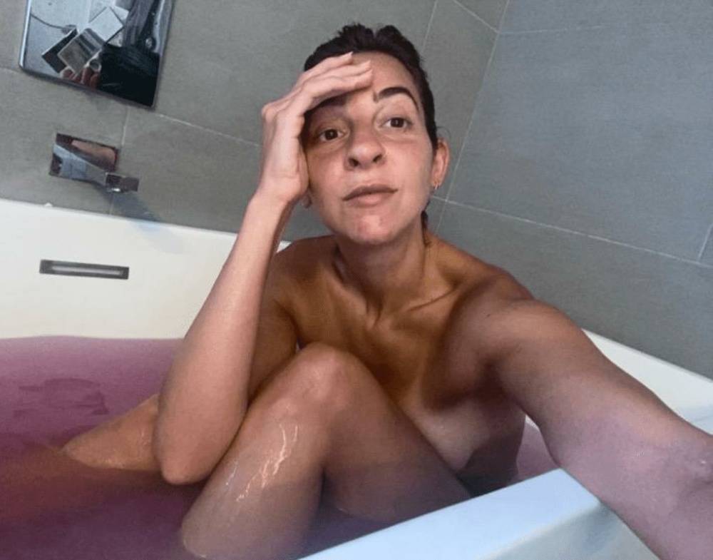 Gabbie Hanna Nude In Bath | Photo: 35377