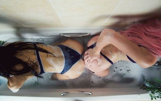 Belle Delphine Nude Bath Photoshoot - #11