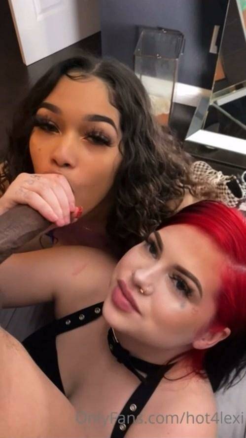 Hot4lexi Lesbian Deepthroat Blowjob Onlyfans Video Leaked - #9