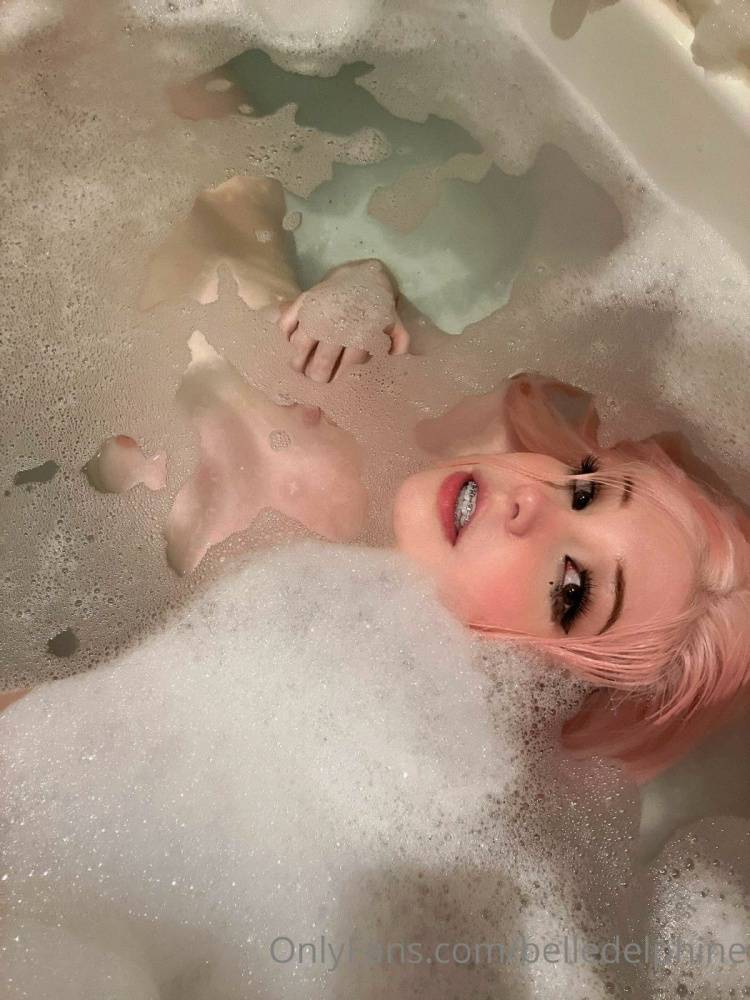 Belle Delphine Spooky Lake And Shower Onlyfans Set Leaked - #18