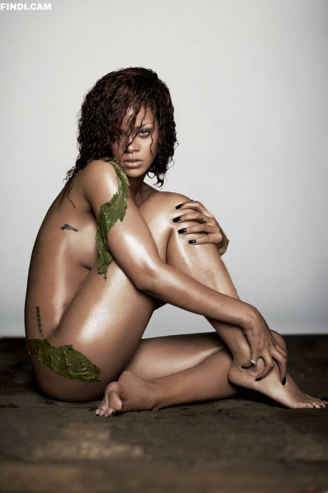 Rihanna Nude Beach Photoshoot Set Leaked - #2