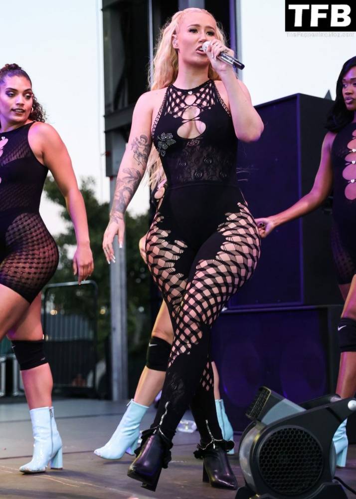 Iggy Azalea Performs at The 39th Annual Long Beach Pride Parade and Festival in Long Beach (150 New Photos) - #20