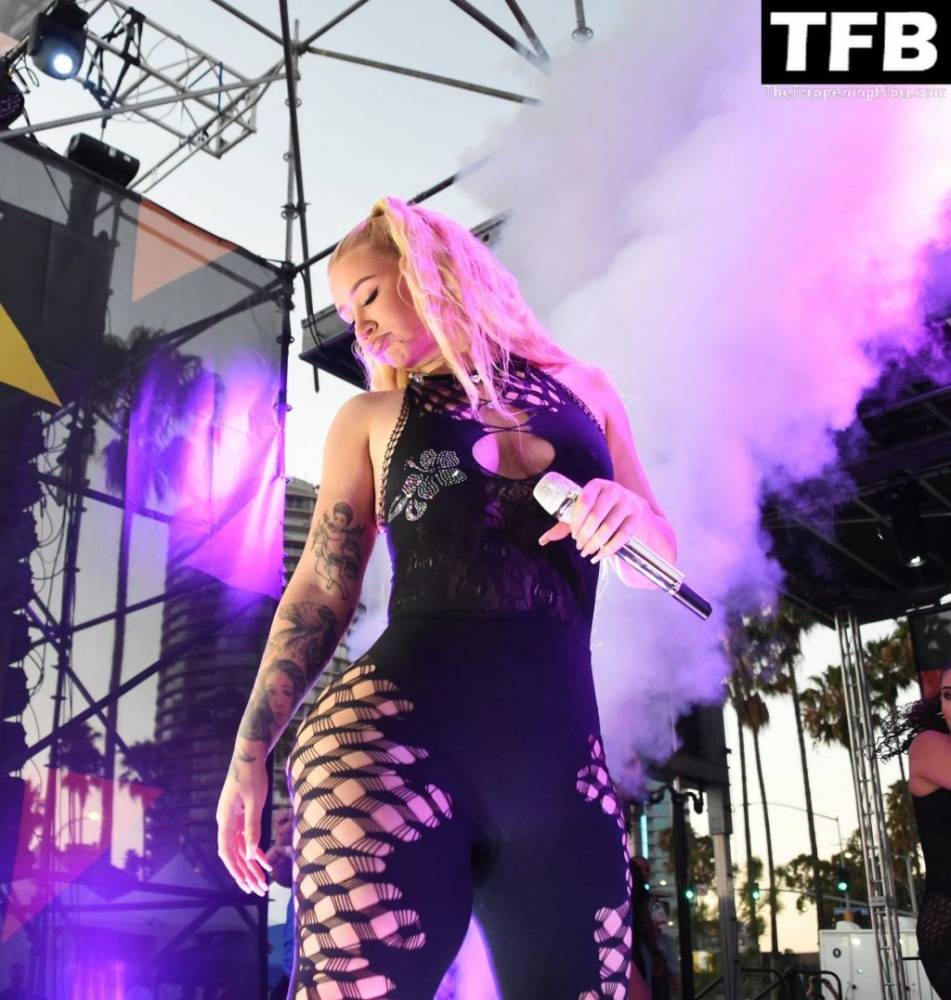 Iggy Azalea Displays Her Stunning Figure at the Long Beach Pride Music Festival in LA | Photo: 60175