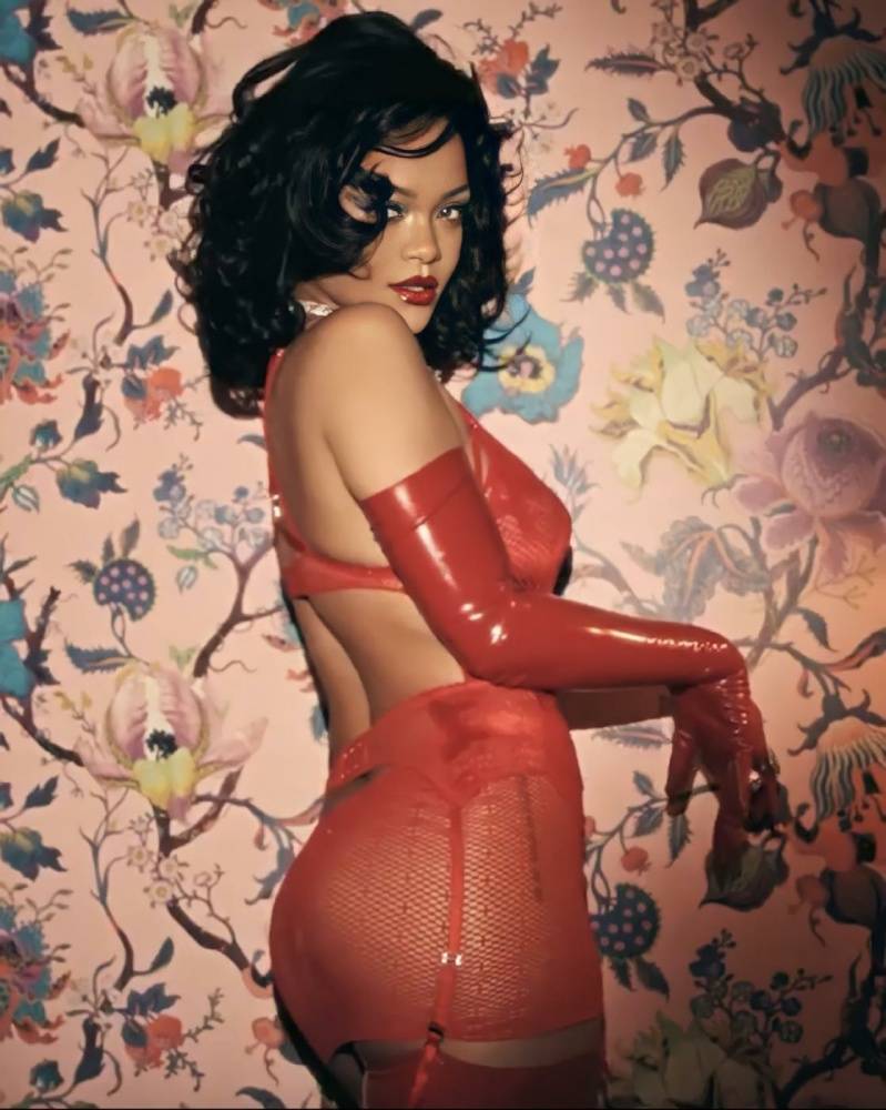 Rihanna See Through Lingerie Photoshoot Set Leaked | Photo: 11998