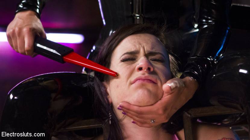 Dominatrix Mona Wales electrically torments face sits, fists and anally strap - #6