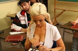 Hot schoolgirl Delta White gets punished for cheating by her studly teacher | Photo: 61627