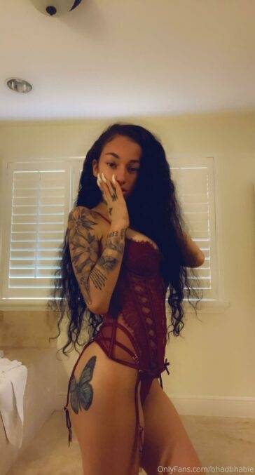 Bhad Bhabie Lingerie Striptease Onlyfans Video Leaked | Photo: 1886