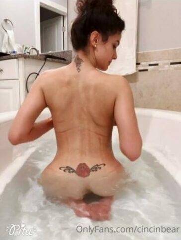 Cincinbear Nude Bath Onlyfans Video Leaked - #main
