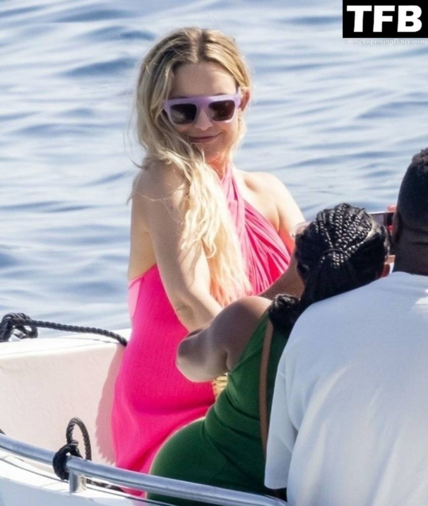 Kate Hudson is Seen on Her Family Trip to Nerano - #main
