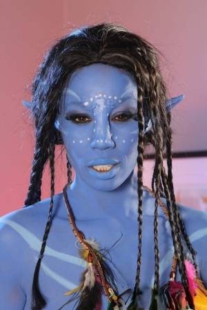 Cosplay beauty Misty Stone takes cock in nothing but blue body paint on galphoto.com