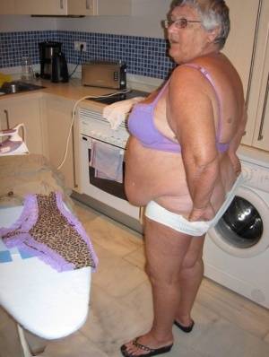 Overweight British oma Grandma Libby exposes her boobs while ironing - Britain on galphoto.com