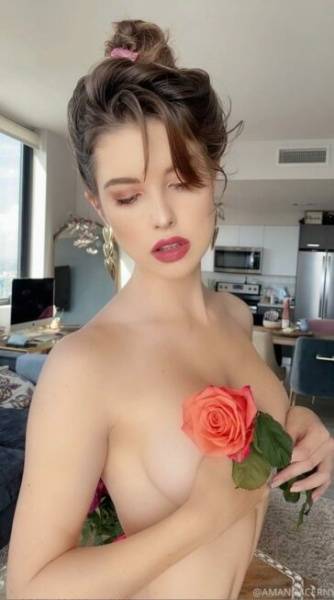 Amanda Cerny Nude Valentines Onlyfans Set Leaked on galphoto.com